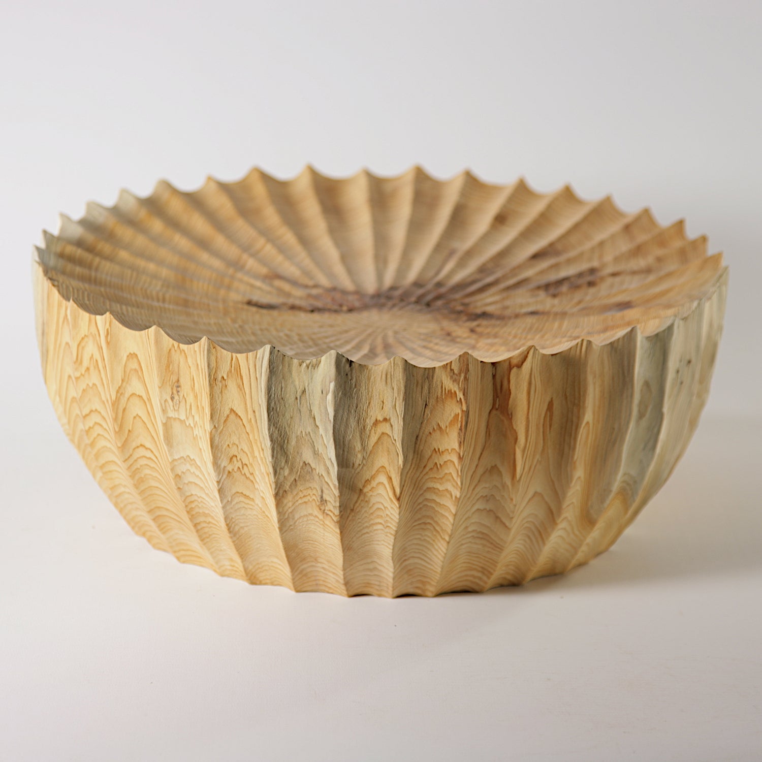 Yew sculpted bowl