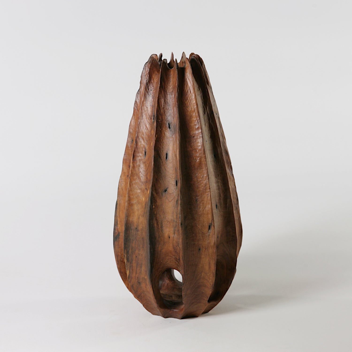 Pear wood vase in vase